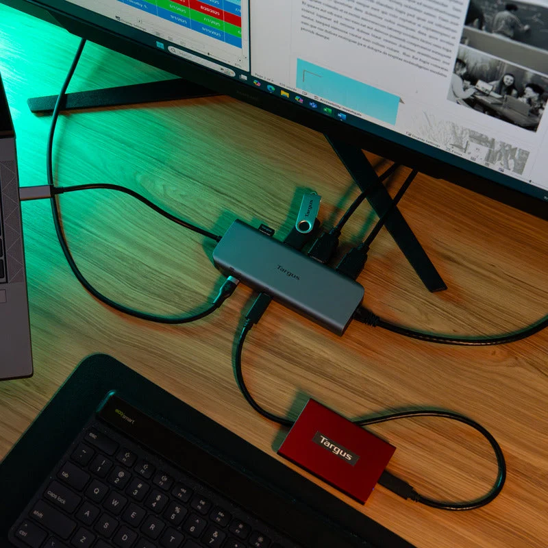 Station d'accueil mobile double vidéo avec passage EPR 140W