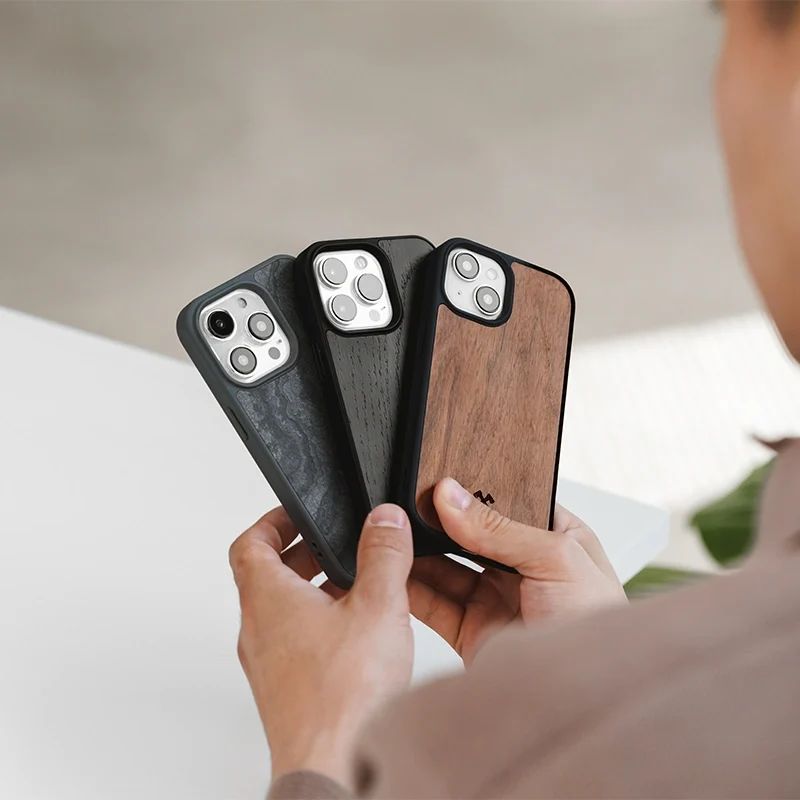 Étui pour iPhone 15 Black Series
