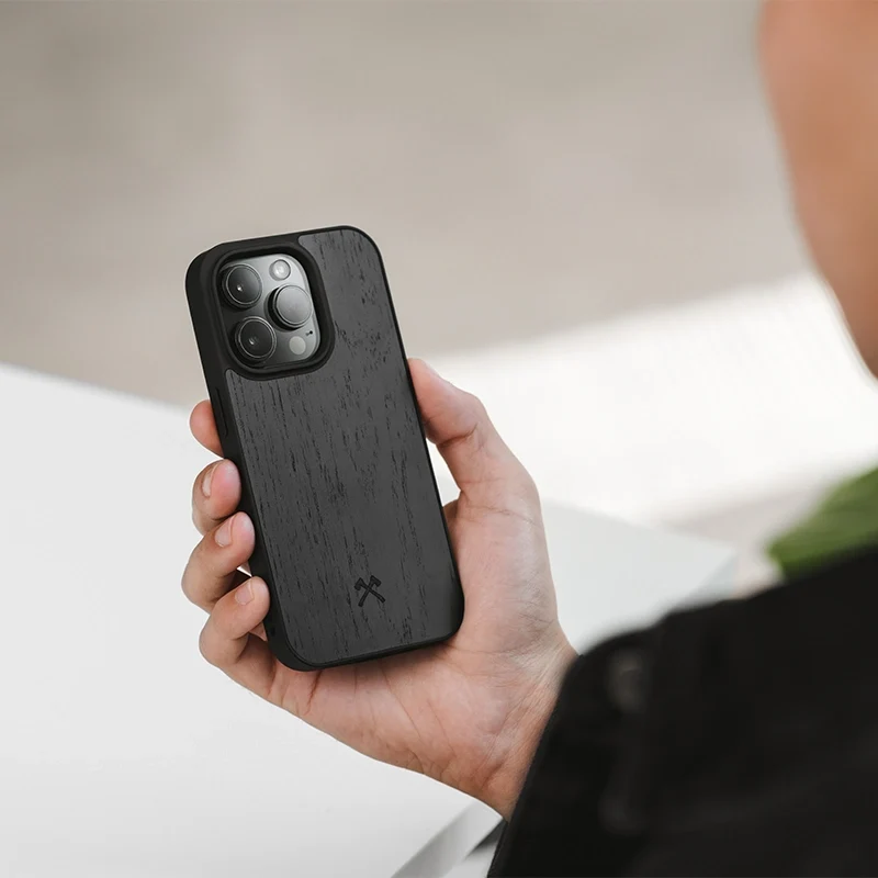 Étui pour iPhone 14 Pro Black Series