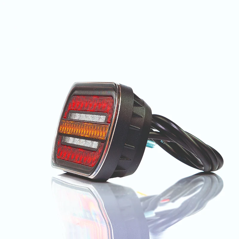 Feu de remorque compact Fristom FT-320 avec indicateur dynamique