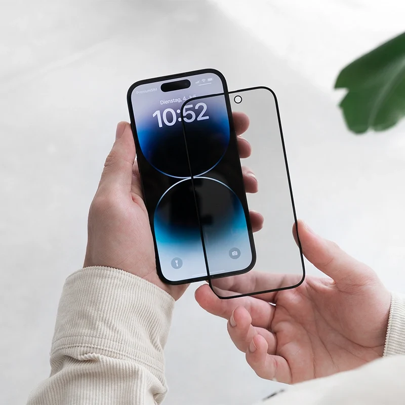 Verre blindé pour iPhone 14 Pro avec protection contre les regards indiscrets