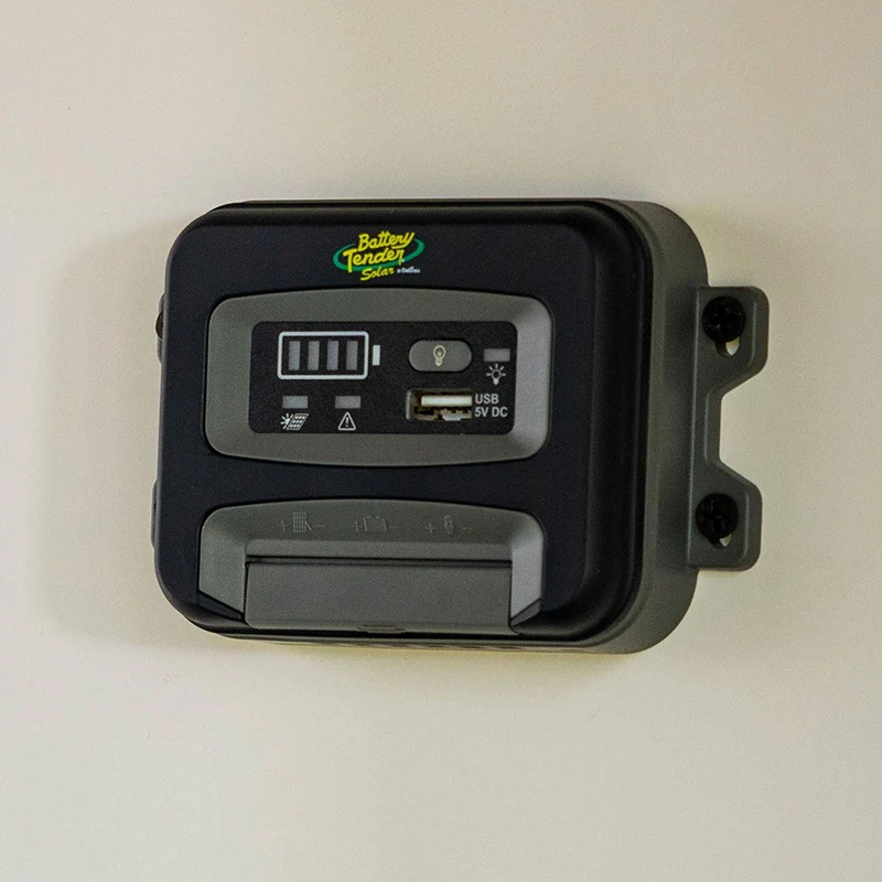 10 AMP, 12V/24V PWM Solar Charge Controller