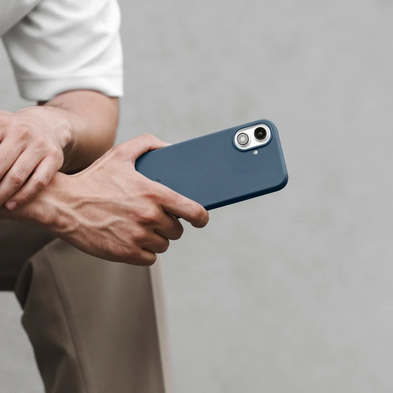 Étui pour iPhone 16 Durable MagSafe
