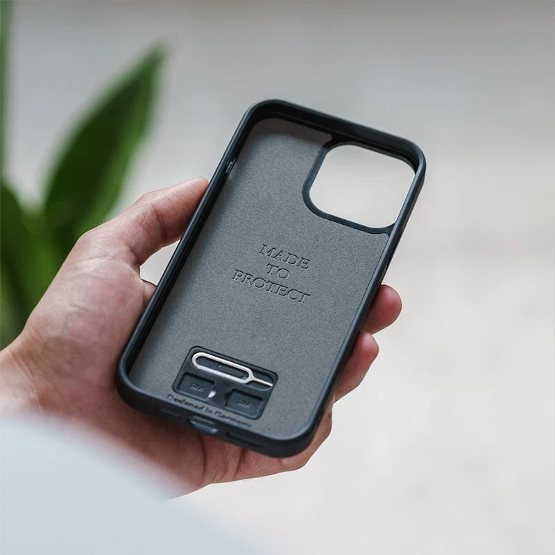 Étui pour iPhone 14 Pro MagSafe Noix