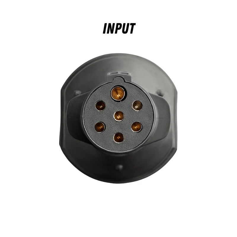 Réducteur de tension 24 V vers 12 V (Convertit une prise 24N à 7 pôles en une prise à 13 pôles)
