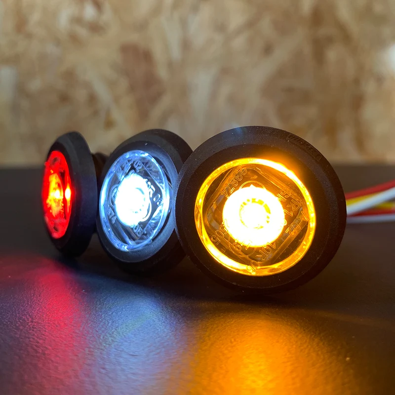 Feu de position rond LED Bulls Eye avec joint plat et incurvé