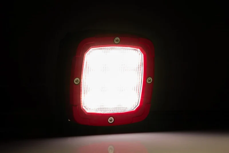 Projecteur de travail haute puissance Fristom / 4100 lumens