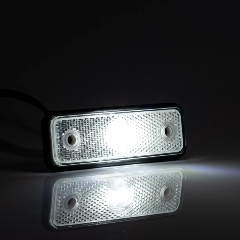Feu de position rectangulaire mince à LED avec réflecteur
