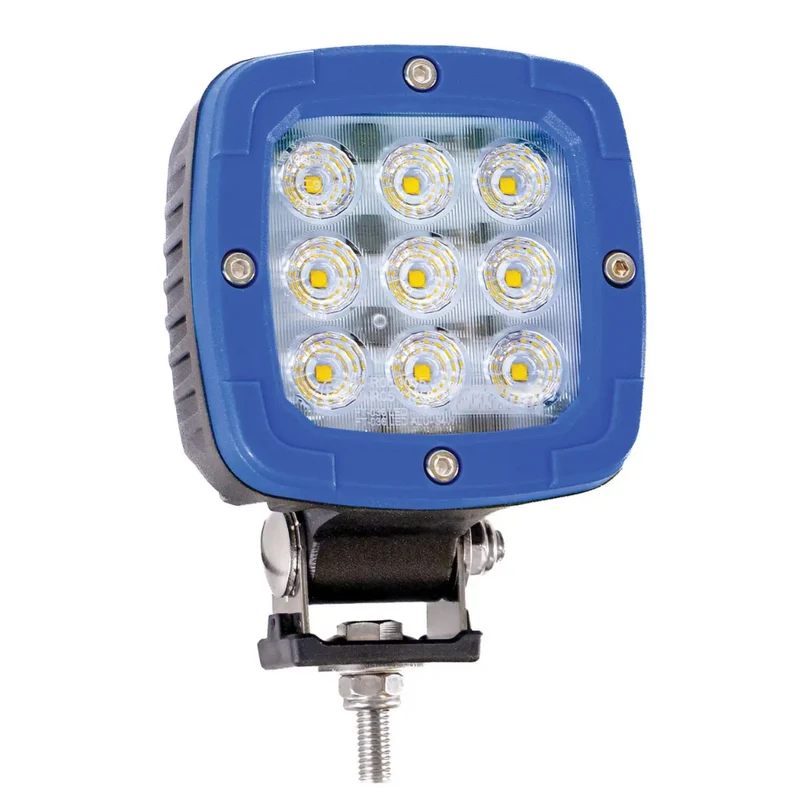 Projecteur de travail LED Fristom FT-036, boîtier robuste en aluminium / 2800 lumens