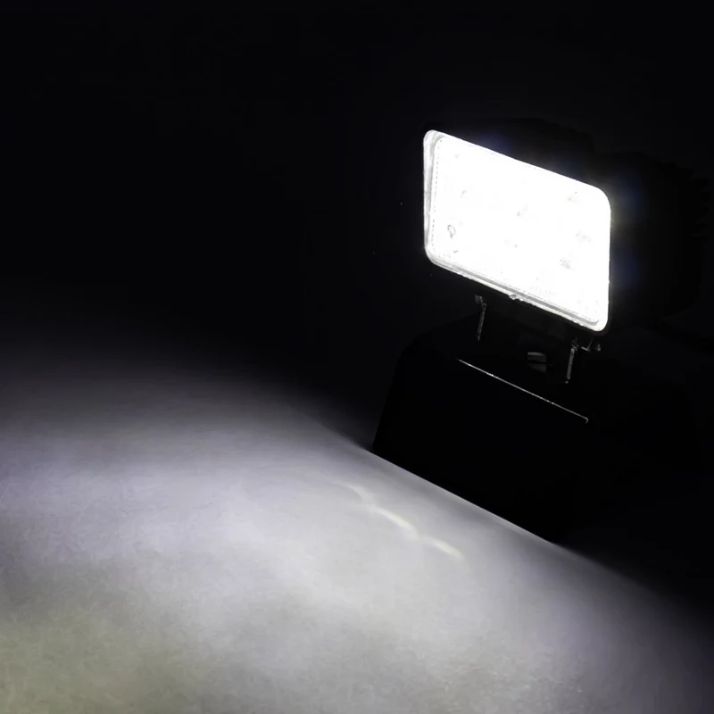 Projecteur de travail rectangulaire à LED 18 W avec faisceau large de 1100 lumens