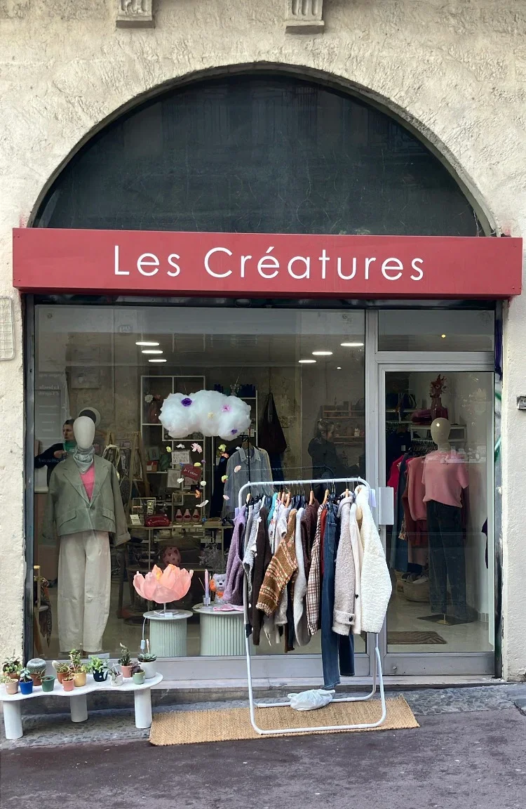 Lettres en Relief Sur Mesure - Logo mural
