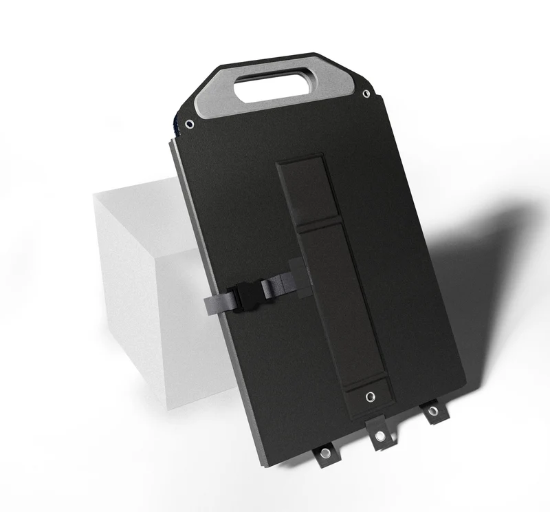 Fusion 100 - Foldable and Portable Solar Panel