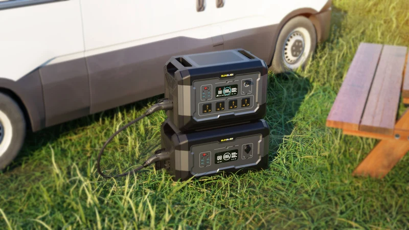 Gravity 2048Wh - 2500W Portable Solar Power Generator