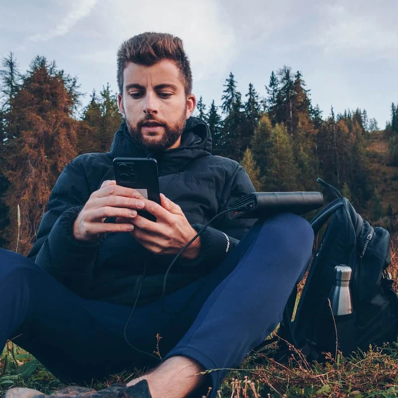Electron - Portable Solar Power Bank