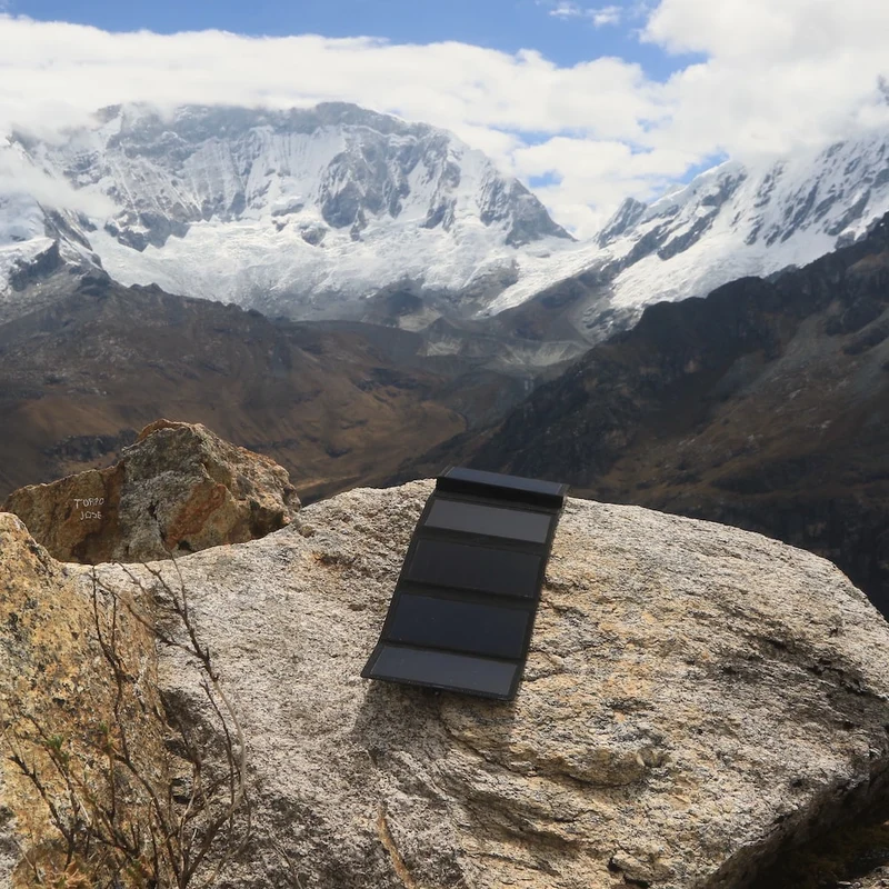Electron - Portable Solar Power Bank