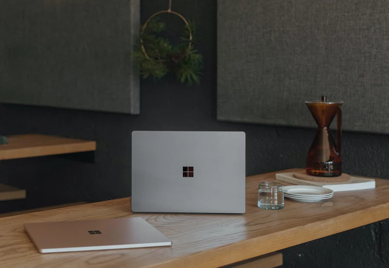 Cable - USB-C to Microsoft Surface Pro 3/4