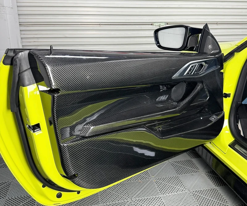 Panneau Porte Intérieur Carbone BMW M4 G82