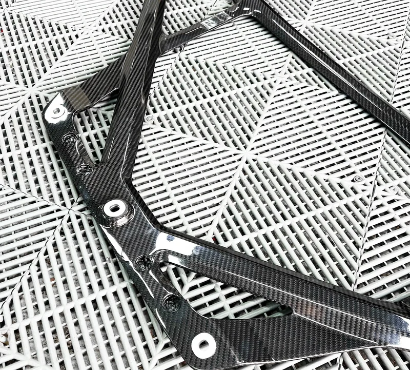Barre Jambe Force Carbone BMW G80 G81 G82