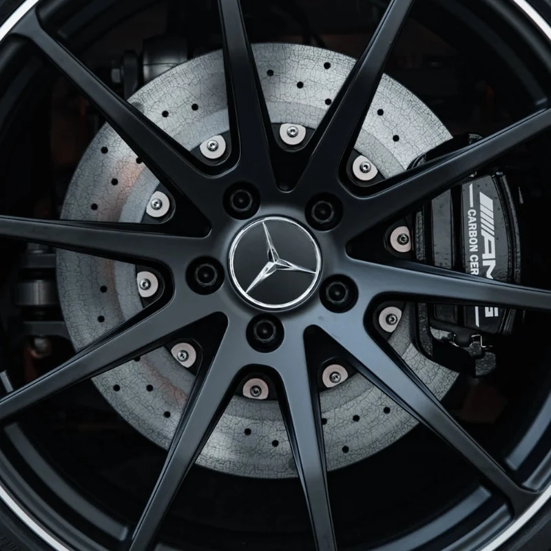 Centre de Roues Mercedes 75mm Noir Chrome Bleu