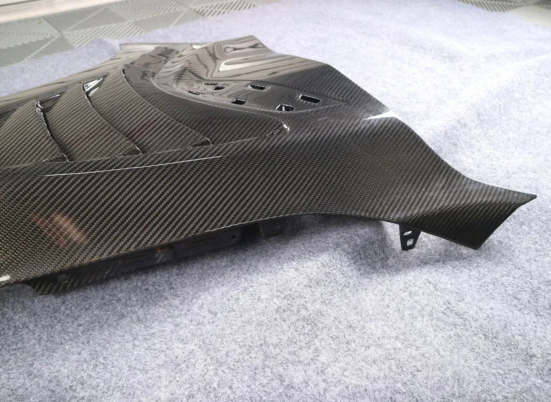 Aile Avant Fibre Carbone BMW G82 M4