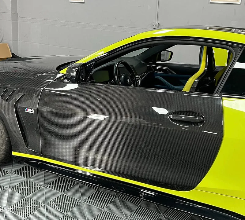 Portes en fibre de carbone BMW M4 G82 allégées 2 pièces