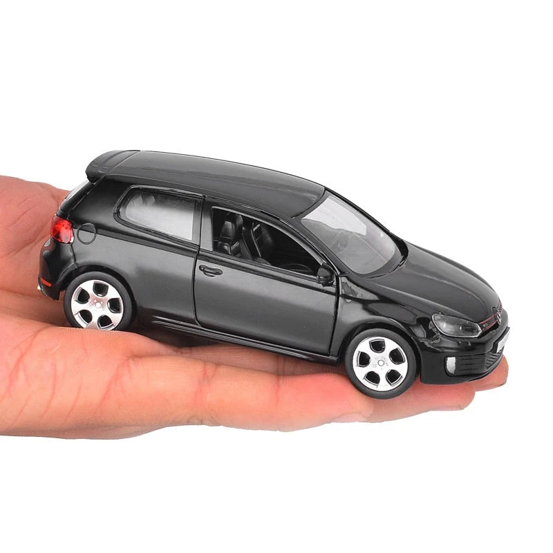 Miniature VW Golf 6 GTI 1:36