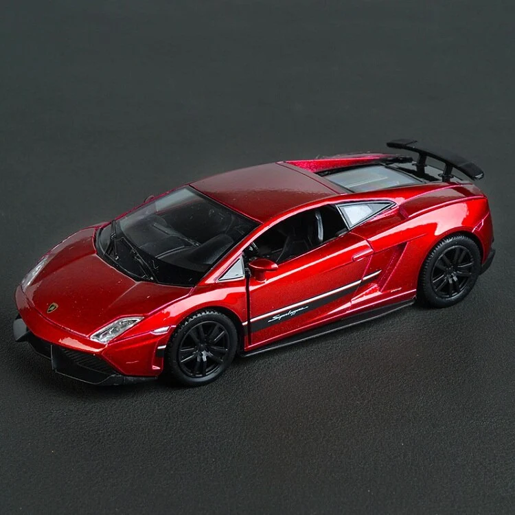 Miniature Lamborghini Gallardo Superleggera 1:36