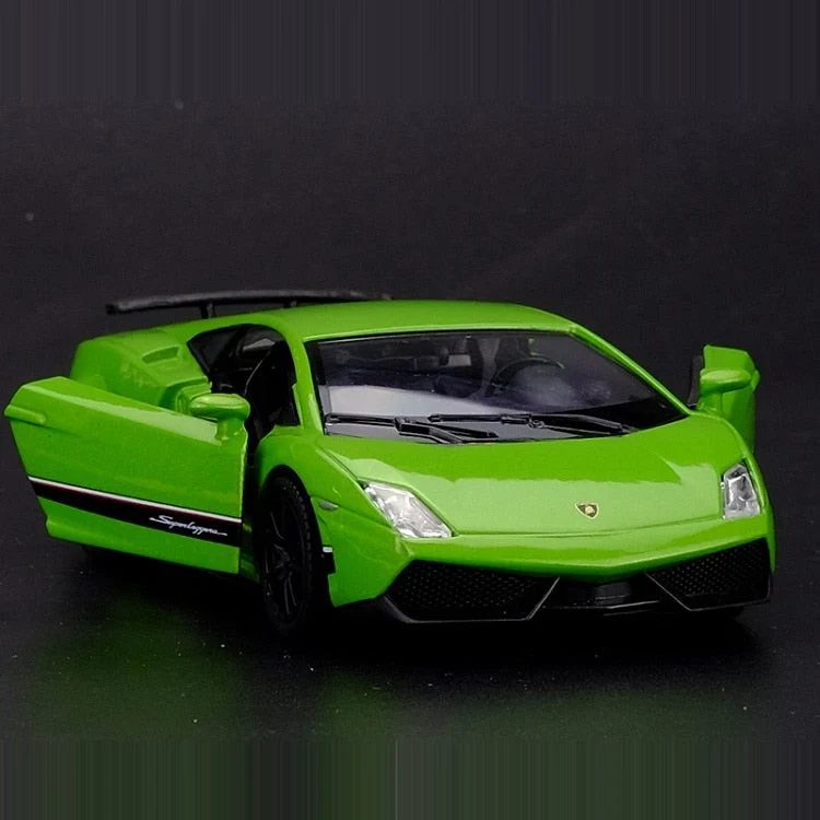 Miniature Lamborghini Gallardo Superleggera 1:36