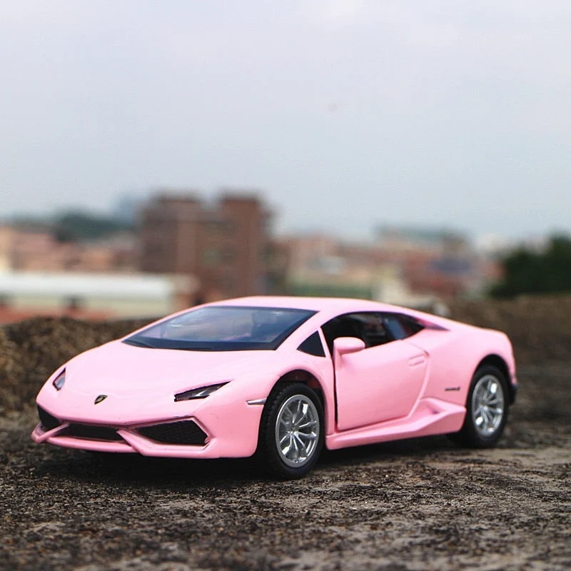 Miniature Lamborghini Huracan 1:36