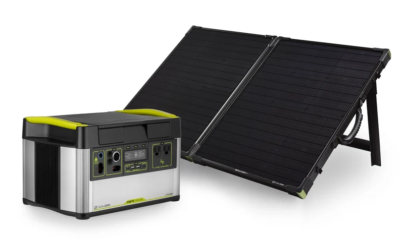 Yeti 1000 Core + Boulder 100 BC Solar Generator