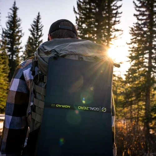 Nomad 10 + Venture 30 Solar Kit