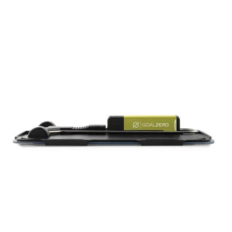 Nomad 5 + Flip 12 Solar Kit