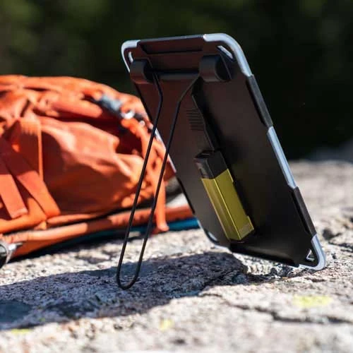 Nomad 5 + Flip 12 Solar Kit